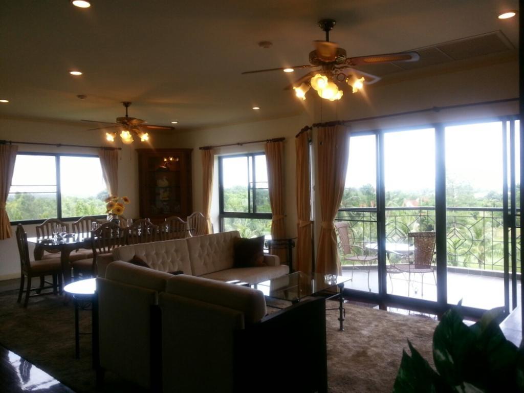 Seastar Properties Rayong Quarto foto