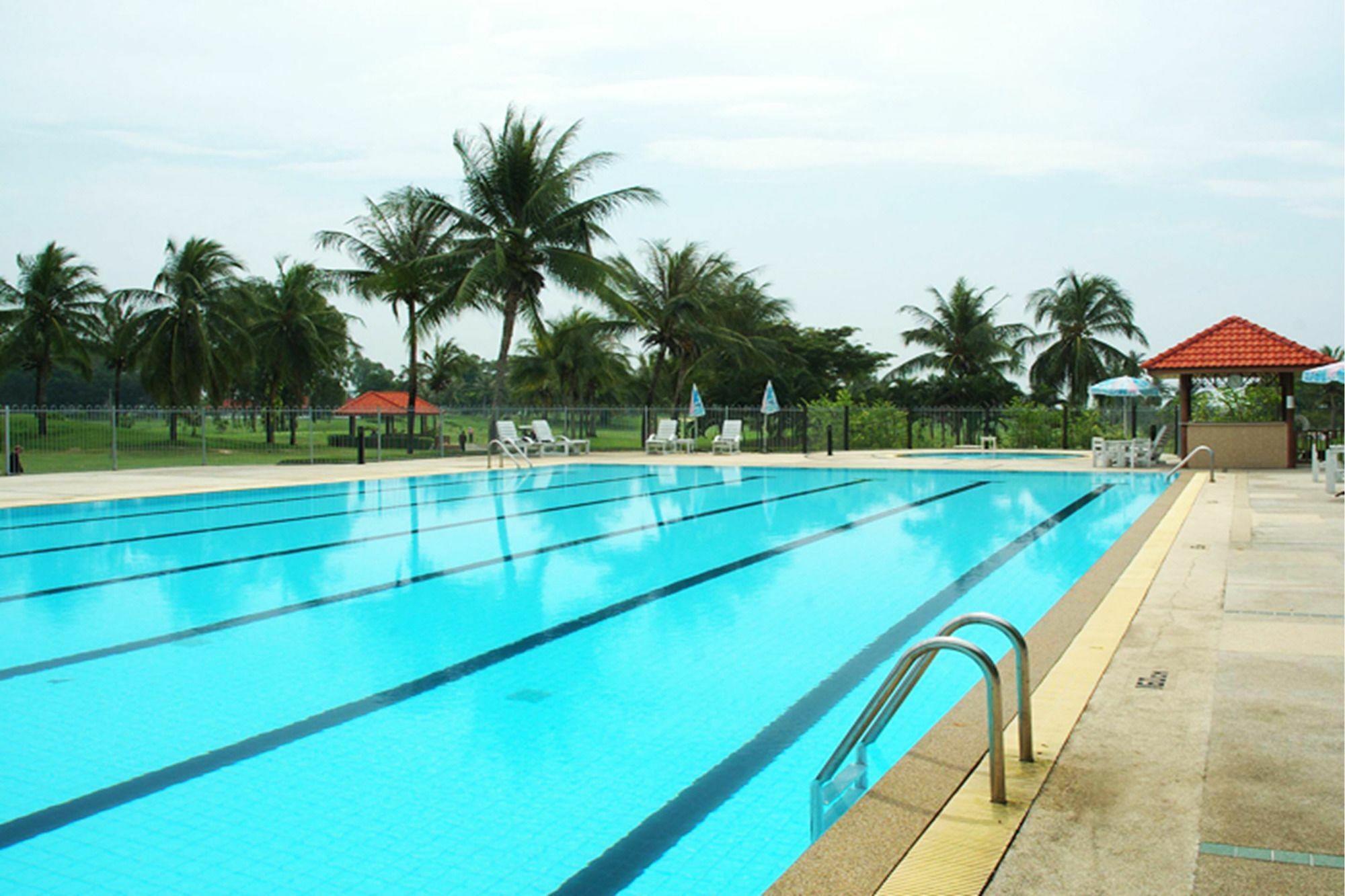 Seastar Properties Rayong Exterior foto